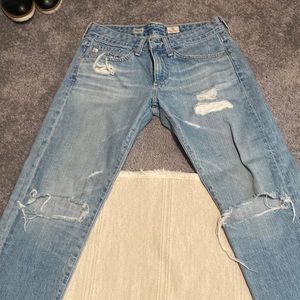 Super cute and comfy cropped jeans